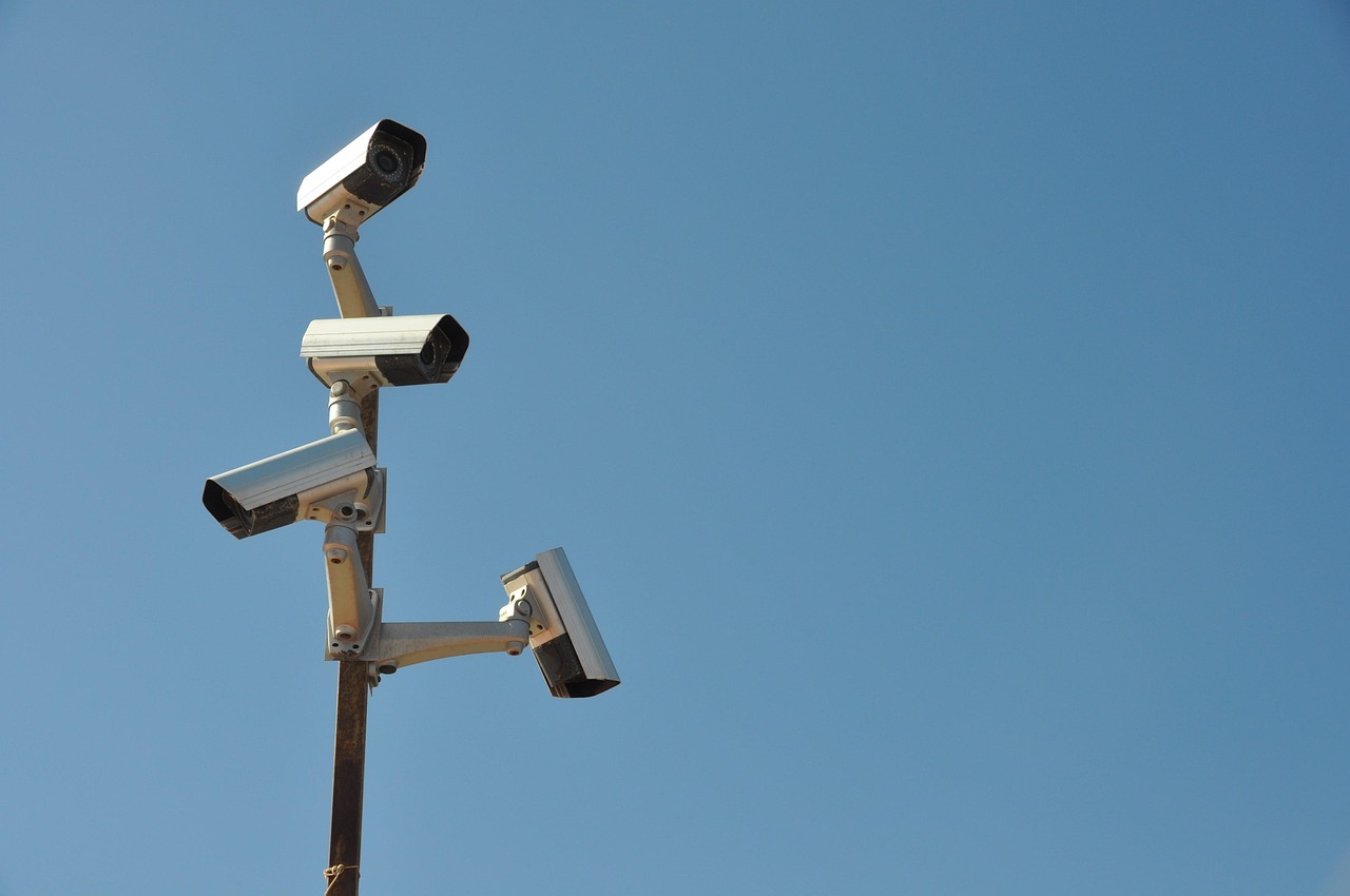 entdecken sie die wichtigsten aspekte der überwachung in der modernen welt. informieren sie sich über technologien, anwendungen und rechtliche rahmenbedingungen der überwachung.
